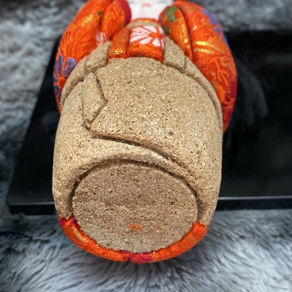 Traditional Japanese Doll with Orange Kimono - Picture 10 of 16